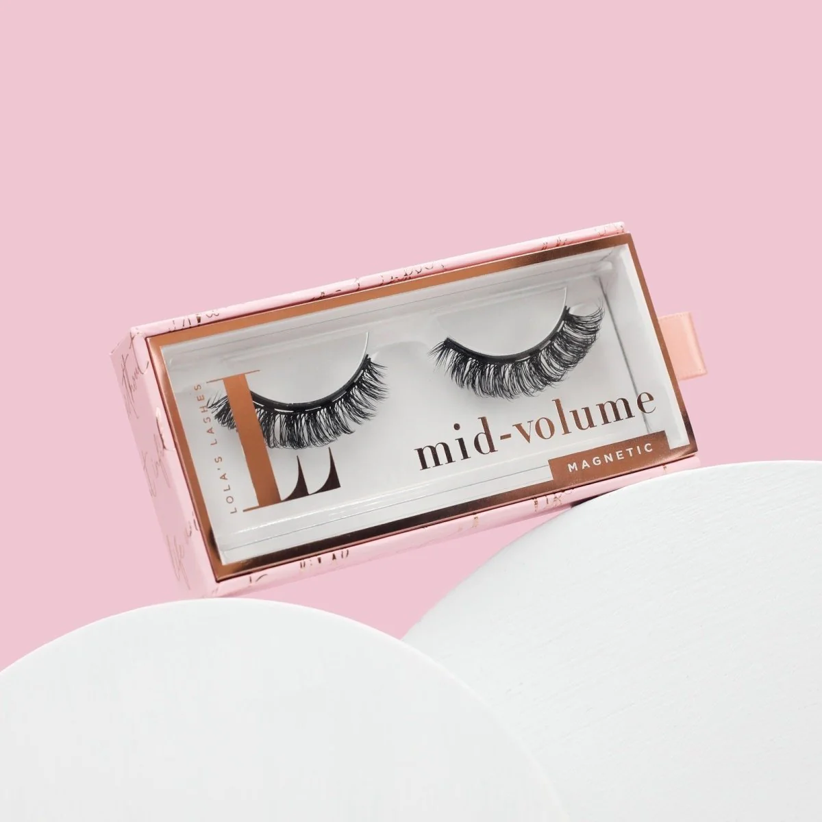 L.W.I Goal Digger Russian Magnetic Lashes - Image 7