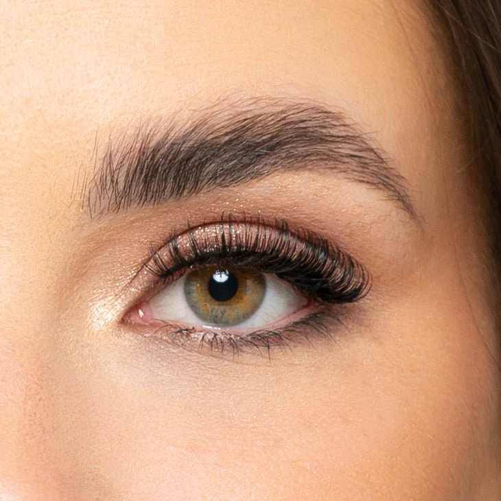 L.W.I Into U Russian Hybrid+ Magnetic Lash Starter Set - Image 3