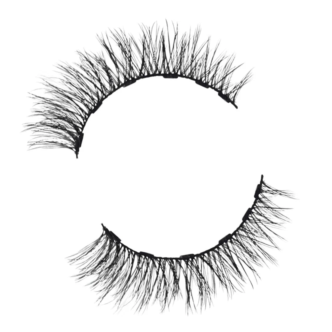 Jeans & a Nice Top Hybrid+ Magnetic Lash Starter Set - Image 10