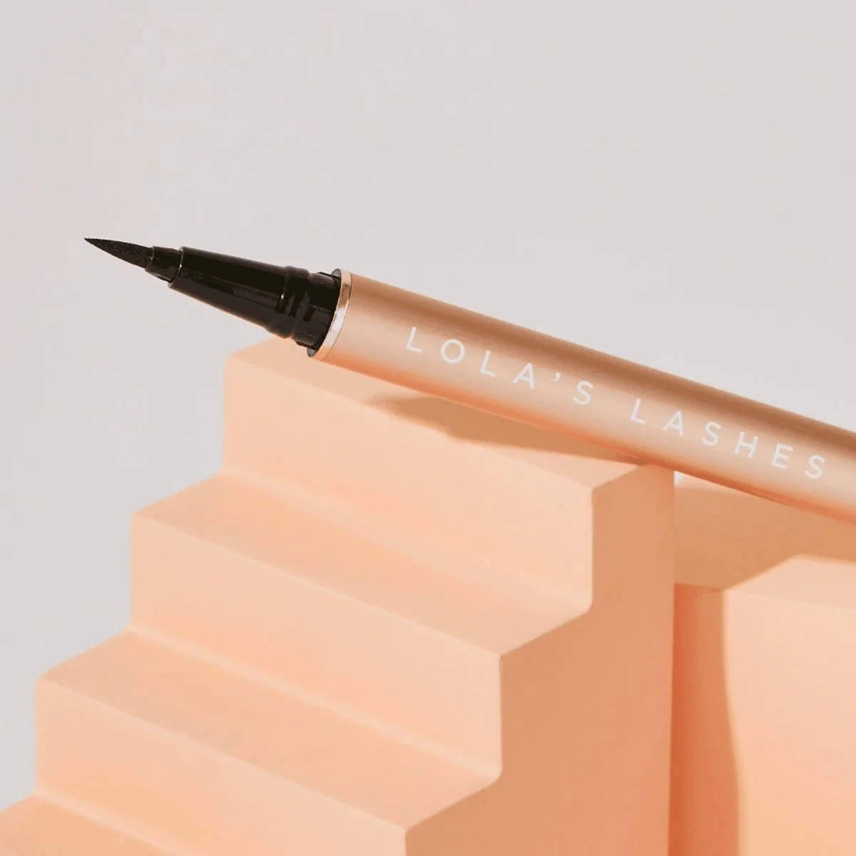 Pretty Naturals Flick & Stick Lash Kit - Image 4