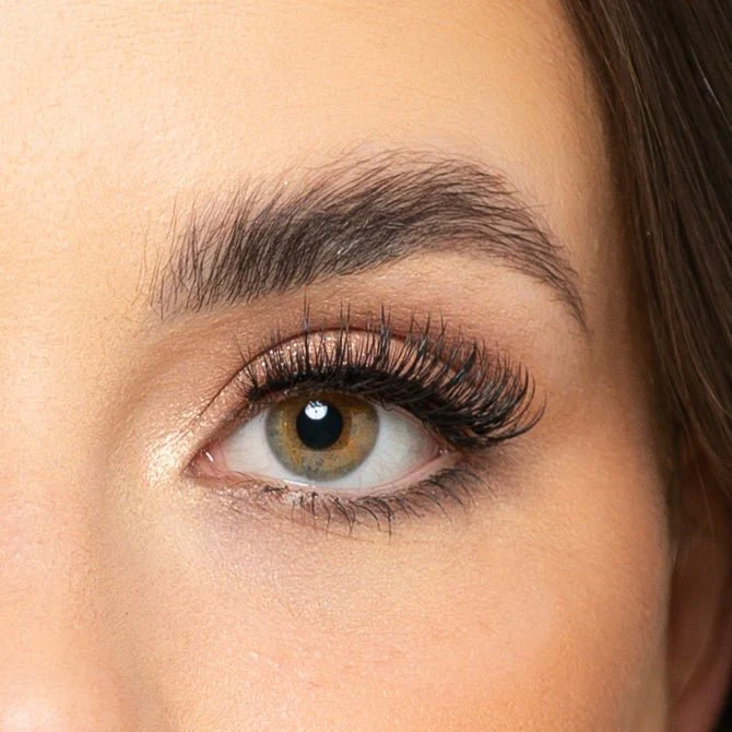 L.W.I Queen Me Russian Strip Lashes - Image 2